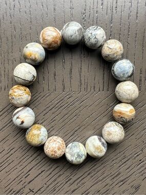 Blue opal bracelet 12-13mm SIZE 6.75’